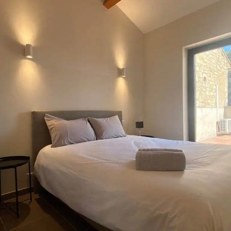 Location appartement dans les Alpilles (05)